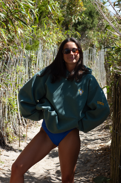 UNCW Seahawk Badge Cropped Oversized Hoodie